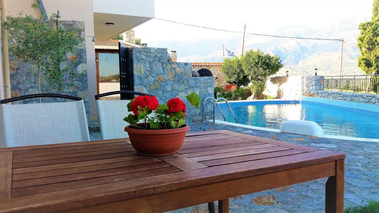 Petrochori Aparthotel ภายนอก รูปภาพ